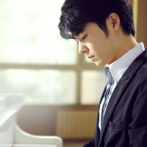 China壮男Gay野外男男
